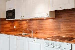 Una cocina o cocineta en Jonkerstee 50 - Ouddorp