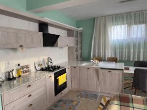 Dapur atau dapur kecil di Villa Yavuz
