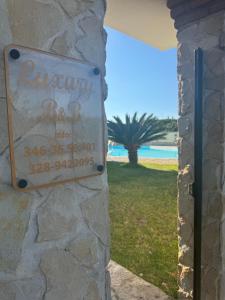 Bazén v ubytování Luxury B&B Resort nebo v jeho okolí