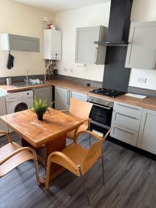 Η κουζίνα ή μικρή κουζίνα στο Apartment !STO