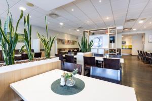 Restaurace v ubytování Good Morning+ Nyköping