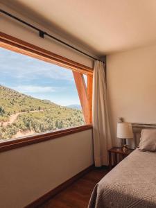 Uma vista da montanha tirada do hotel 