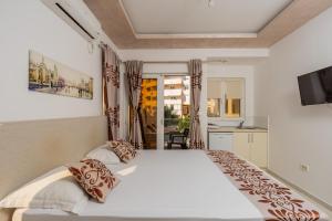 Gallery image of Ponte di Ferro in Budva