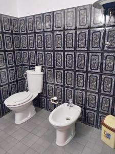 Bilik mandi di Dean Apartment +14 gambar