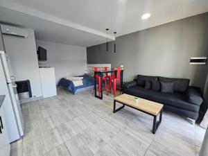 Χώρος καθιστικού στο Departamento Los Sauces 850