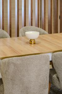 Ein Sitzbereich in der Unterkunft Luxury 2BD in Prestigia Jade with Pool and Golf View