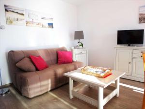 TV a/nebo společenská místnost v ubytování Bouée - Saint Gilles Croix de Vie