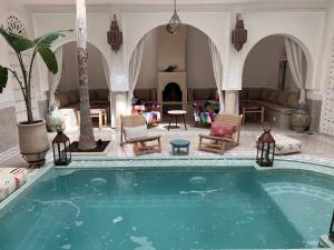 Bazén v ubytování Riad Zayn & Spa nebo v jeho okolí