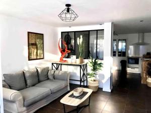 Η κουζίνα ή μικρή κουζίνα στο Appartement charmant à La Cadière-d'Azur, 68 m², jacuzzi