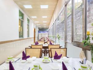مطعم أو مكان آخر لتناول الطعام في Xiamen Kulangsu Resort Hotel