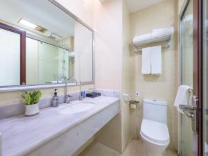 حمام في Xiamen Kulangsu Resort Hotel