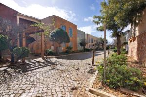 Η γειτονιά γύρω από ή μία γειτονιά κοντά σε αυτό το διαμέρισμα