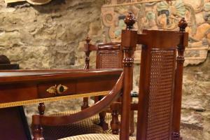 Ảnh trong thư viện ảnh của Chateau Connellsville Medieval Royal Chamber ở Connellsville +12 ảnh