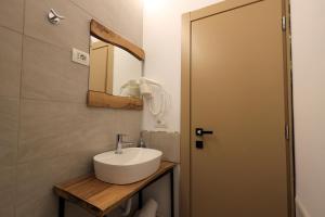 Koupelna v ubytování N'konak Guesthouse