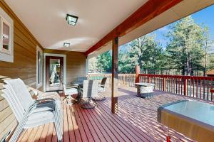 Balkón nebo terasa v ubytování Valley Views Cottage