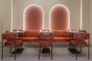 A seating area at Hotel Mozart