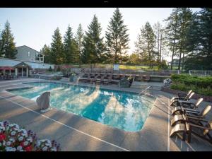 Bazén v ubytování Meadow Lake Area Private Timeshares nebo v jeho okolí