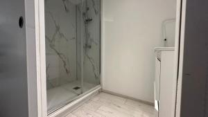 Bilik mandi di Le rivage secret