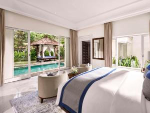 A piscina localizada em Sofitel Bali Nusa Dua Beach Resort ou nos arredores