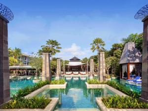 A piscina localizada em Sofitel Bali Nusa Dua Beach Resort ou nos arredores