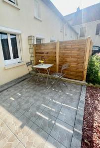 Balkón nebo terasa v ubytování Cozy House - Roissy CDG Paris - Parc-expo -Astérix
