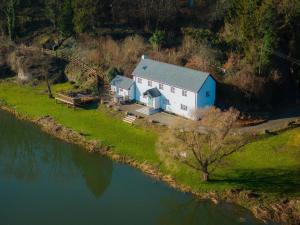 Loodusmaastik puhkemaja lähedal