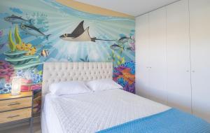 Giường trong phòng chung tại Waves Nazare - by Smarthomes +32 ảnh