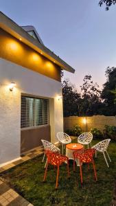Taman di luar Villa 87