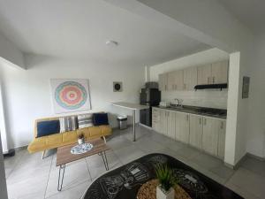 Galeriebild der Unterkunft Ingenio Park 83 - Apartahotel in Cali + 160 Fotos