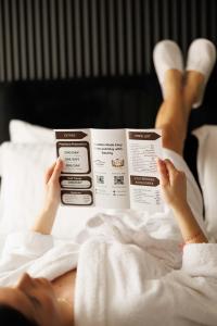 Postel nebo postele na pokoji v ubytování Destiny Hotel & SPA