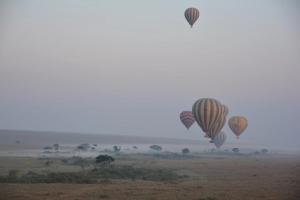 Phong cảnh thiên nhiên gần lều trại sang trọng