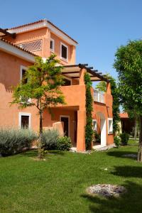 A garden outside Argonauti Residence