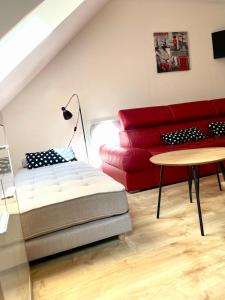 Posteľ alebo postele v izbe v ubytovaní City Center Apartman Miskolc