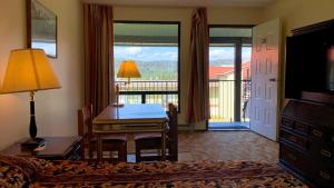 Fotografie z fotogalerie ubytování Hotel viewmont v destinaci Logan Lake