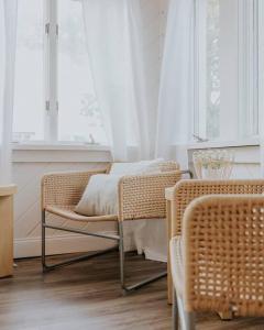 Posezení v ubytování Sun, Sand, & Spacious - Family Friendly Condo