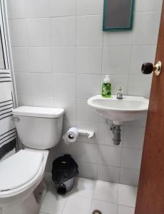 Kupatilo u objektu Casa Calicanto Cali +4 fotografije