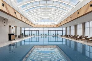 Πισίνα στο ή κοντά στο ZARYA apartments BATUMI