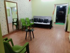 Ruang duduk di gplushomestay