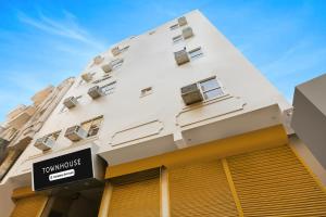 El edificio en el que está el hotel