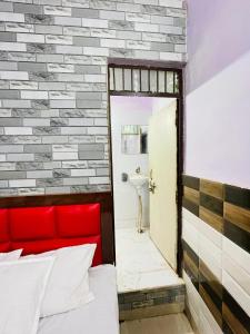 Ένα μπάνιο στο Hotel Bali Inn