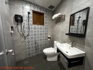 Koupelna v ubytování Mana Mana Hotel • Melaka •