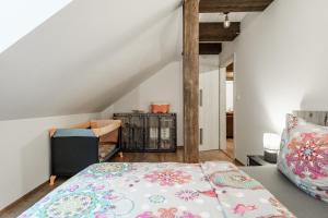 Ένα ή περισσότερα κρεβάτια σε δωμάτιο στο Apartmany pod Klingerom
