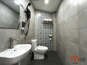 Koupelna v ubytování Mana Mana Hotel • Melaka •