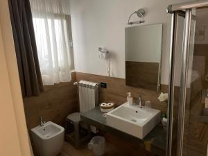 Phòng tắm tại Casa Vacanze Woodhouse
