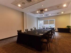 Área de negócios e/ou sala de conferências em Pullman Lima San Isidro