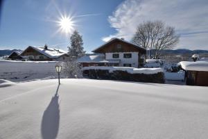 Ferienwohnung-Susanne-im-Gaestehaus-Bergfrieden v zimě