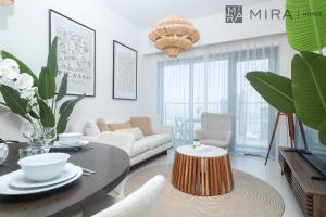 Imagem da galeria de Mira Holiday Homes - Newly 2 bedroom with balcony in the heart of Dubai close to Burj Khalifa no Dubai