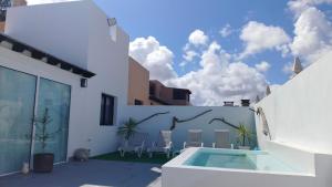 Bazén v ubytování Vista Bayuyo nebo v jeho okolí