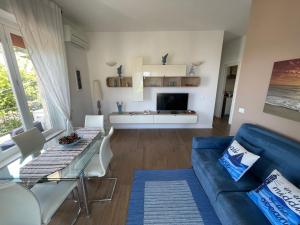 Χώρος καθιστικού στο Appartanvilla Magellano