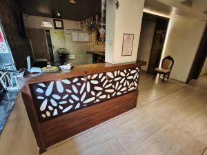 Kuhinja ili čajna kuhinja u objektu Hotel Vijay Sagar Dombivali